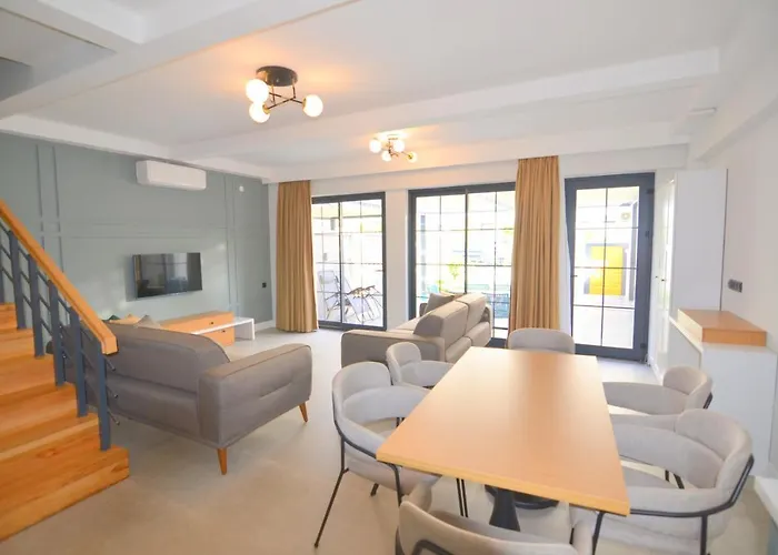 Two-Bedroom King Suite
